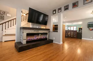 1023 S Peoria Ave, Dixon, IL 61021 - Photo 9