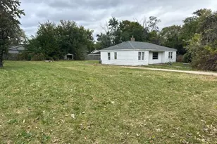 1305 S Wisconsin Ave, Lombard, IL 60148 - Photo 1