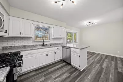 225 E Francis Road, New Lenox, IL 60451 - Photo 9