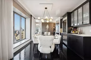 950 N Michigan Ave, Chicago, IL 60611 - Photo 9