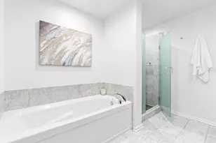 [Address not provided], Chicago, IL 60611 - Photo 15