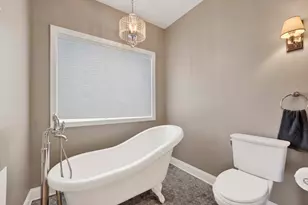 [Address not provided], Chicago, IL 60622 - Photo 17