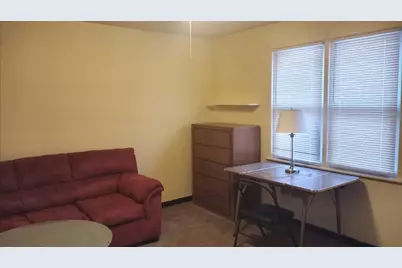 532 - 534 College Avenue, Dekalb, IL 60115 - Photo 7