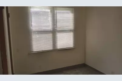 532 - 534 College Avenue, Dekalb, IL 60115 - Photo 9