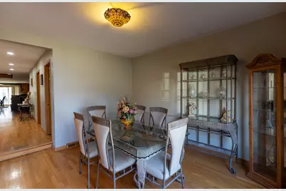 4716 N Kilbourn Avenue, Chicago, IL 60630 - Photo 11