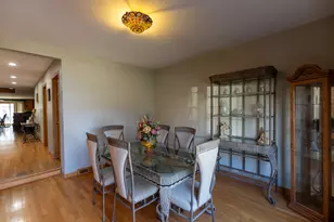 4716 N Kilbourn Ave, Chicago, IL 60630 - Photo 11