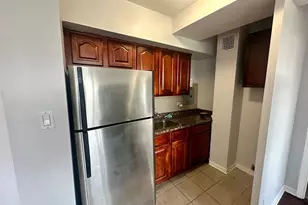 4180 N Marine Dr, Chicago, IL 60613 - Photo 3