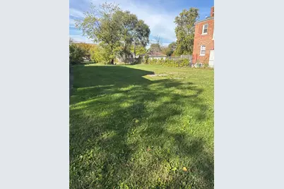 10402 S Wabash Avenue, Chicago, IL 60628 - Photo 1