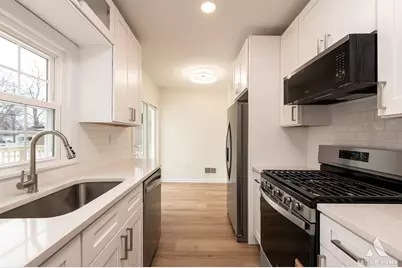 1015 Grandview Avenue, Lockport, IL 60441 - Photo 7