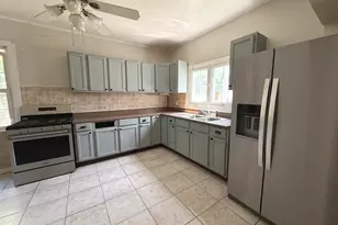 1413 Wisconsin Ave, Berwyn, IL 60402 - Photo 5
