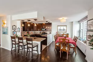 400 E Randolph St, Chicago, IL 60601 - Photo 9