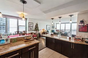 400 E Randolph St, Chicago, IL 60601 - Photo 41