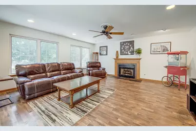 1966 Congrove Drive, Aurora, IL 60503 - Photo 5