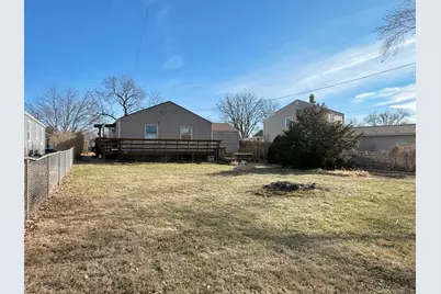 2406 Brittany Lane, Rock Island, IL 61201 - Photo 35