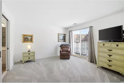 815 Leicester Road #109, Elk Grove Village, IL 60007 - Photo 13