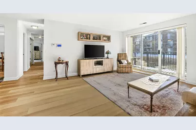 815 Leicester Road #109, Elk Grove Village, IL 60007 - Photo 9