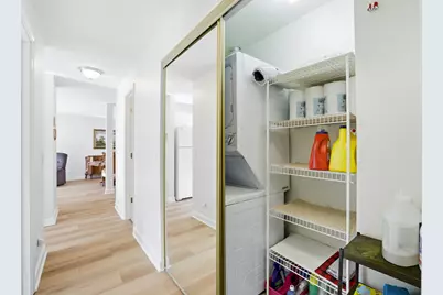 815 Leicester Road #109, Elk Grove Village, IL 60007 - Photo 23