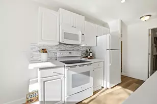 [Address not provided], Elk Grove Village, IL 60007 - Photo 9