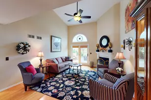 10661 Hollow Tree Rd, Orland Park, IL 60462 - Photo 3