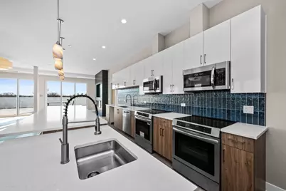 839 Madison Street #206, Oak Park, IL 60302 - Photo 17