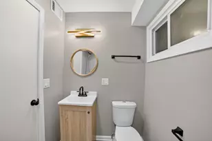 525 N Springfield Ave, Chicago, IL 60624 - Photo 15