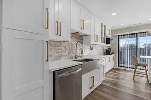 5200 Oakton St, Skokie, IL 60077 - Photo 9