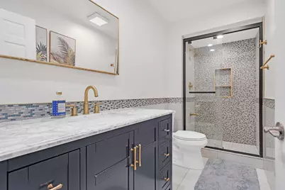 5200 Oakton Street #403, Skokie, IL 60077 - Photo 17