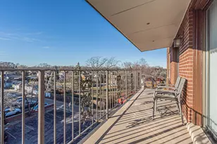 5200 Oakton St, Skokie, IL 60077 - Photo 21