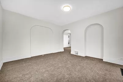 449 N 3rd Avenue, Canton, IL 61520 - Photo 11