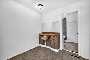 449 N 3rd Ave, Canton, IL 61520 - Photo 19