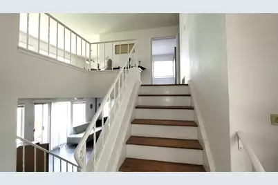 1360 Devonshire Lane, Hoffman Estates, IL 60169 - Photo 23