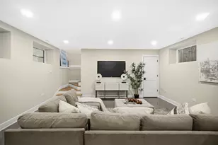 5032 S Michigan Ave, Chicago, IL 60615 - Photo 9