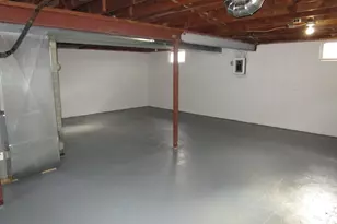 306 N Grant St, Harvard, IL 60033 - Photo 13