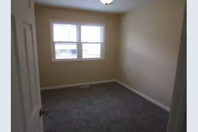 306 N Grant Street, Harvard, IL 60033 - Photo 9