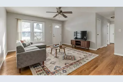 2119 Hermon Avenue, Zion, IL 60099 - Photo 3