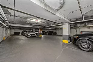 3430 N Lake Shore Dr, Chicago, IL 60657 - Photo 17