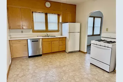 102 W 3rd Street, Oglesby, IL 61348 - Photo 11