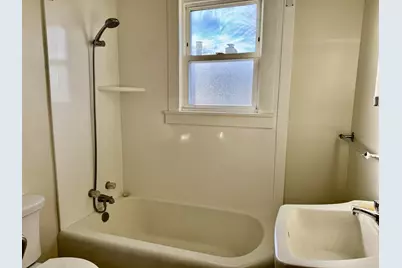 102 W 3rd Street, Oglesby, IL 61348 - Photo 7