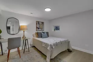 6304 N Troy St, Chicago, IL 60659 - Photo 31