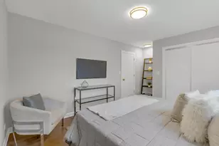 6304 N Troy St, Chicago, IL 60659 - Photo 13