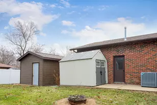 3 Timber Ln, Geneseo, IL 61254 - Photo 37