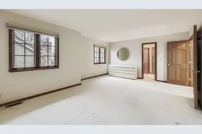 845 Harmon Boulevard, Hoffman Estates, IL 60169 - Photo 19