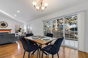 121 Commons Ct, Wheeling, IL 60090 - Photo 5