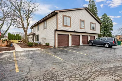 1804 Raintree Court #1804, Sycamore, IL 60178 - Photo 3