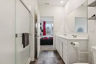 952 Darwin St, North Aurora, IL 60542 - Photo 13