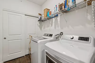 952 Darwin Street, North Aurora, IL 60542 - Photo 17