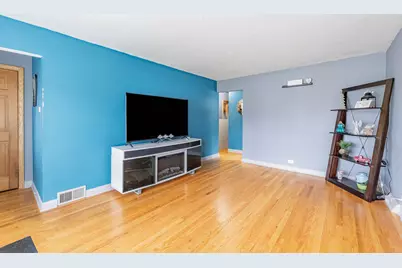 6928 W 63rd Place, Chicago, IL 60638 - Photo 5