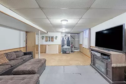 6928 W 63rd Place, Chicago, IL 60638 - Photo 17