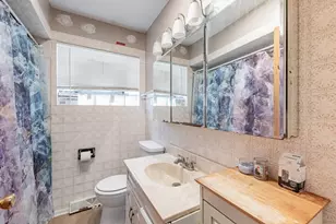 6928 W 63rd Pl, Chicago, IL 60638 - Photo 9