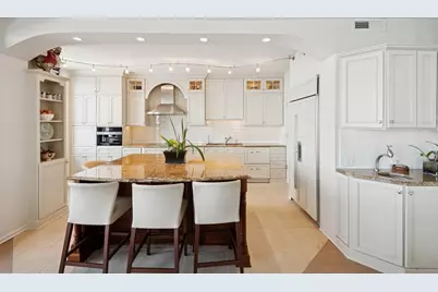 1040 N Lake Shore Drive #32D, Chicago, IL 60611 - Photo 9